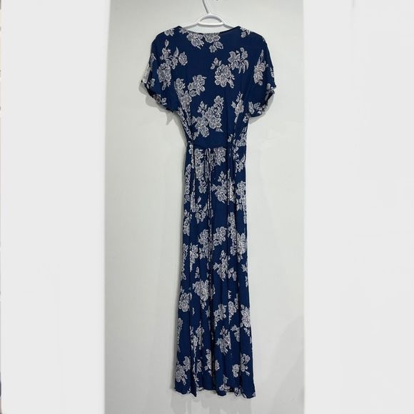Lulu's Heart of Marigold Navy Blue Floral Print Wrap Maxi Dress XL Boho Rayon - Picture 7 of 14